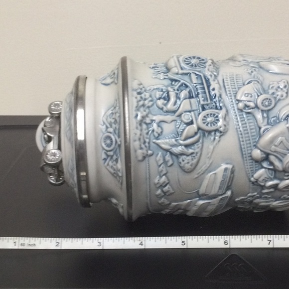 Racing Car Stein - Picture 9 of 13